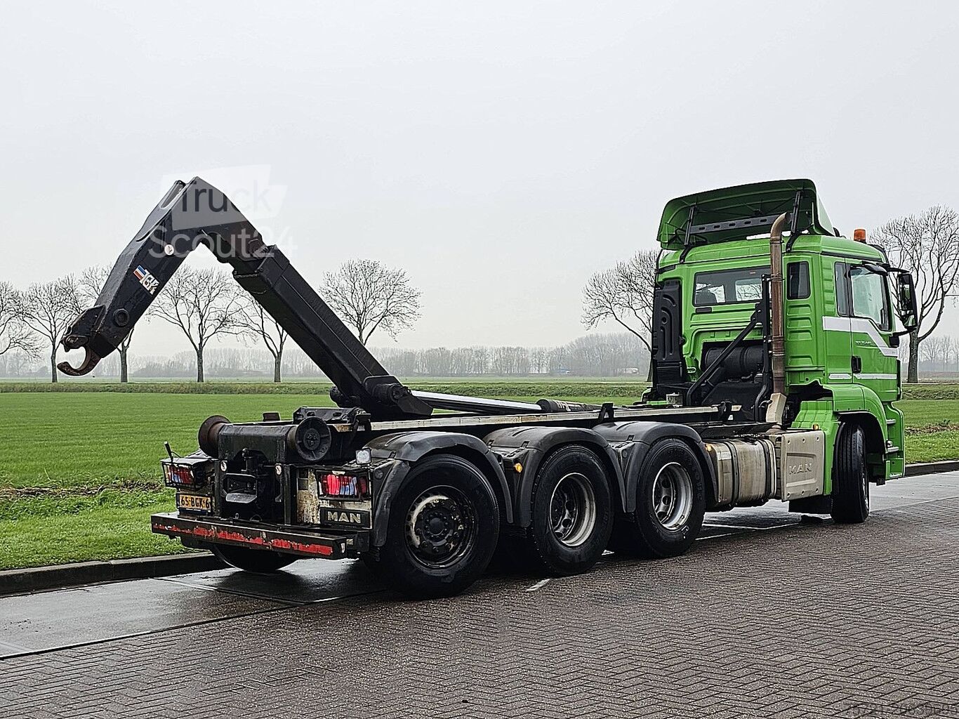 Système de bras à crochet (35.440 TGS)